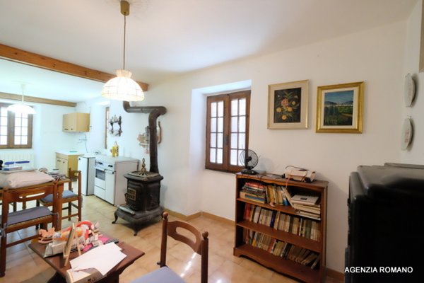 casale in vendita a Pareto