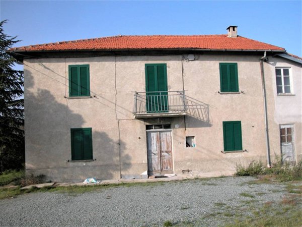 casa indipendente in vendita a Pareto
