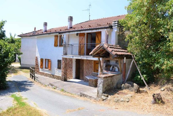 casa indipendente in vendita a Pareto