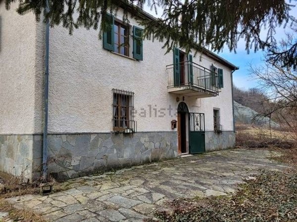 casa indipendente in vendita a Pareto in zona Roboaro