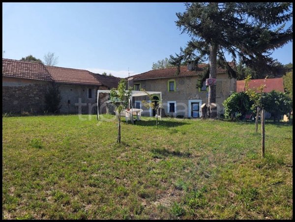 casa indipendente in vendita a Pareto in zona Miogliola