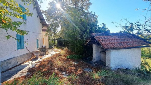 casa indipendente in vendita a Pareto