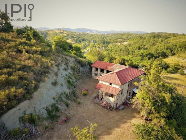 casale in vendita a Pareto