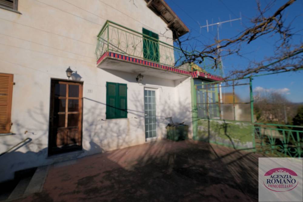 casa indipendente in vendita a Pareto