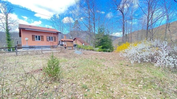 casa indipendente in vendita a Pareto