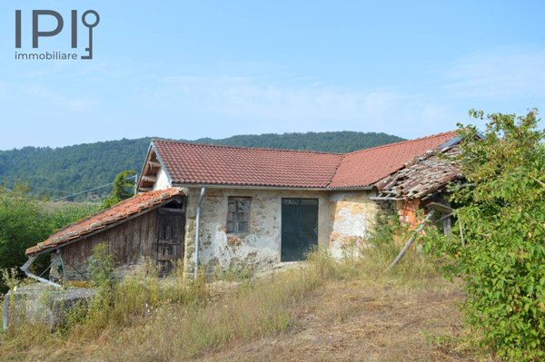 casale in vendita a Pareto