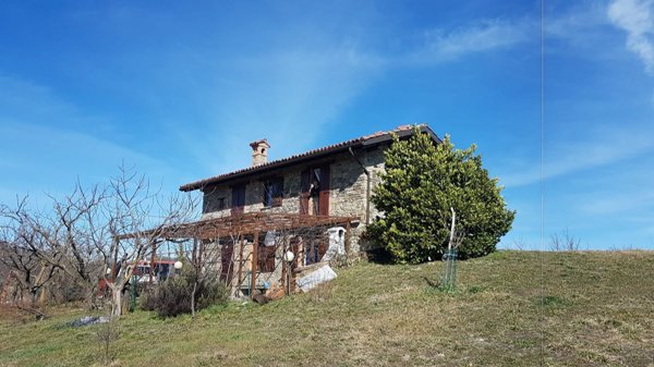 quadrivano in vendita a Pareto