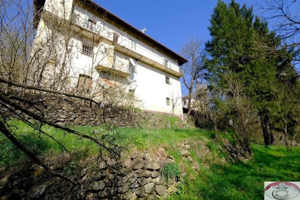 casa indipendente in vendita a Pareto in zona Miogliola