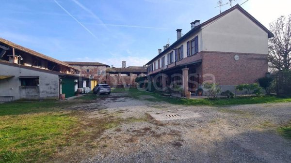 casa indipendente in vendita a Bertonico