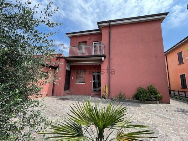 casa indipendente in vendita a Boffalora d'Adda