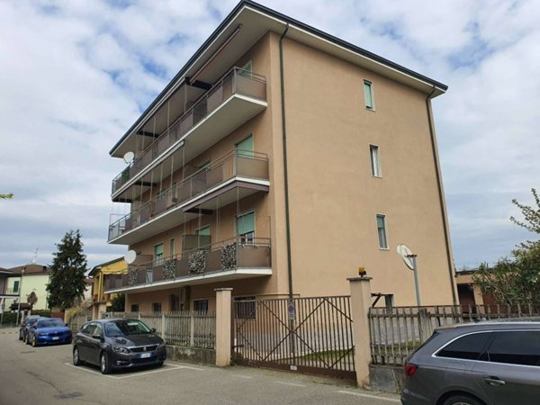 appartamento in vendita a Boffalora d'Adda