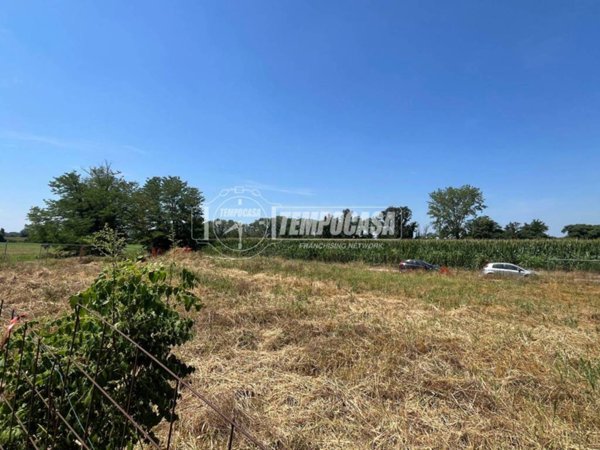 terreno edificabile in vendita a Boffalora d'Adda
