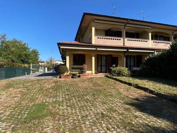 casa indipendente in vendita a Boffalora d'Adda