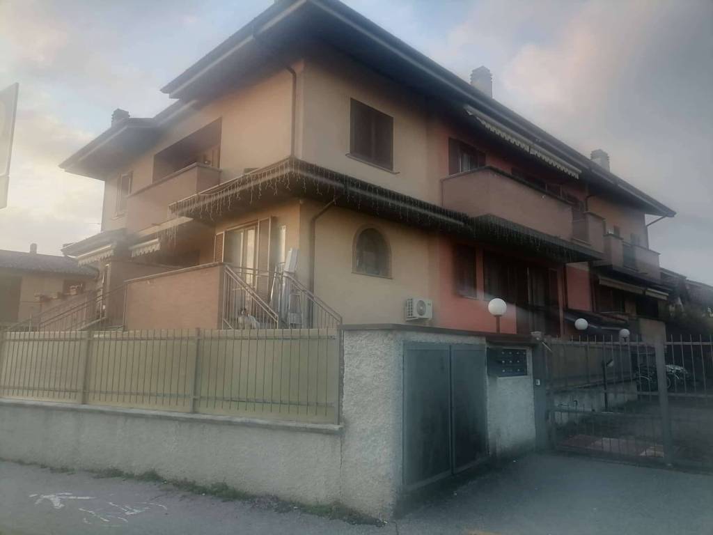 casa indipendente in vendita a Boffalora d'Adda