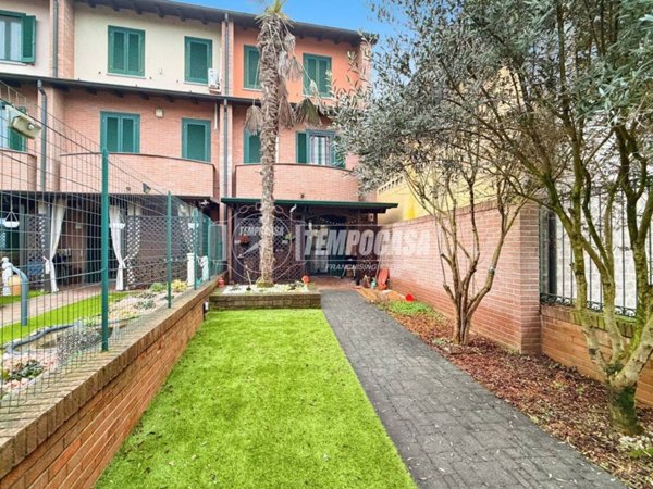 casa indipendente in vendita a Boffalora d'Adda