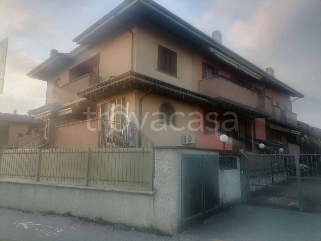 casa indipendente in vendita a Boffalora d'Adda
