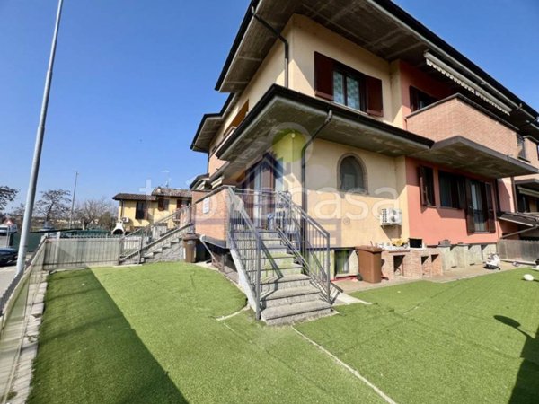 appartamento in vendita a Boffalora d'Adda