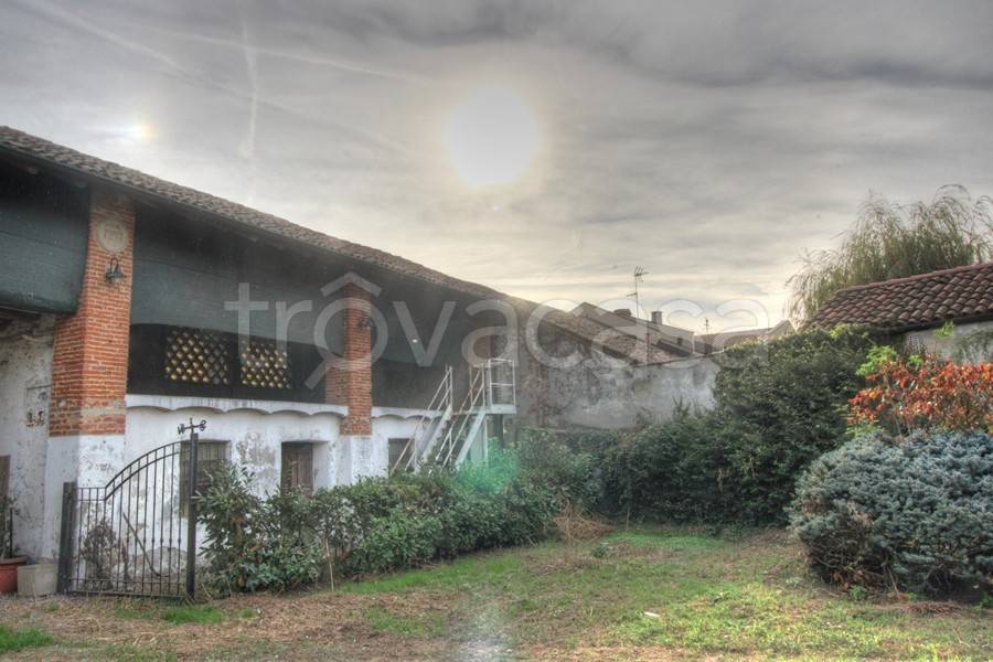 casa indipendente in vendita a Borghetto Lodigiano in zona Panigada