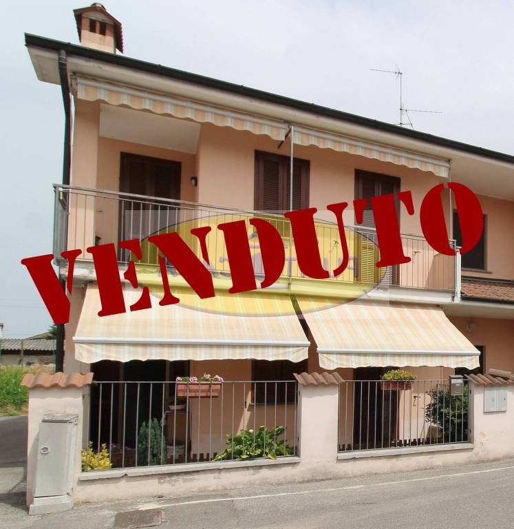 appartamento in vendita a Borghetto Lodigiano in zona Proprio