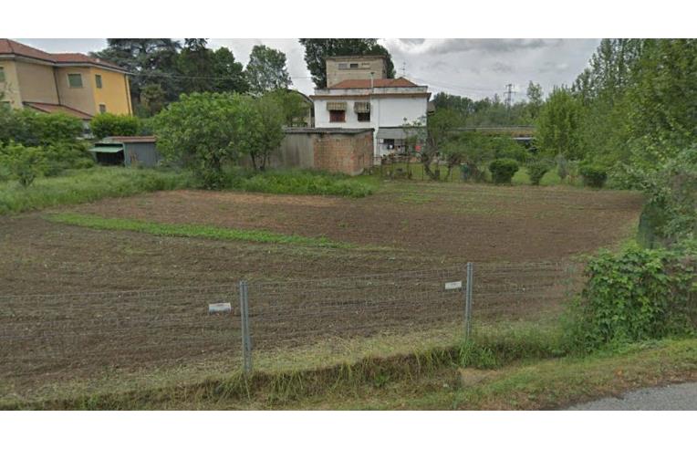 terreno edificabile in vendita a Borghetto Lodigiano