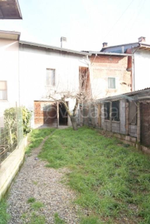 appartamento in vendita a Borghetto Lodigiano in zona Casoni
