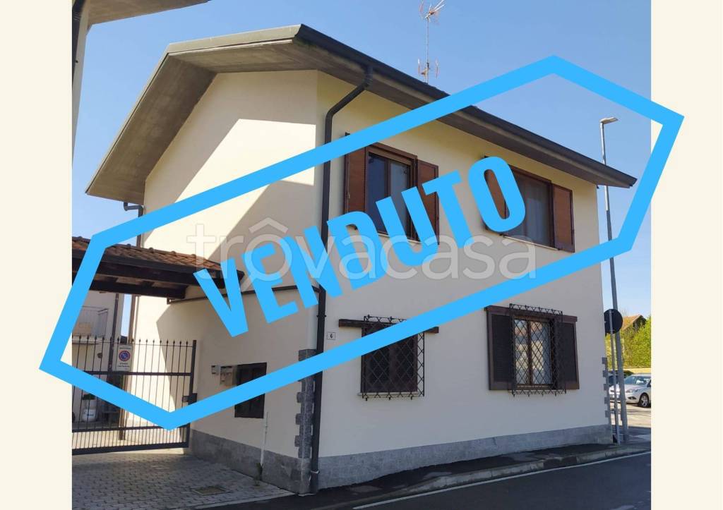 casa indipendente in vendita a Borghetto Lodigiano