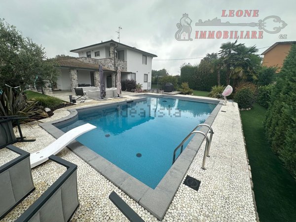 casa indipendente in vendita a Borghetto Lodigiano