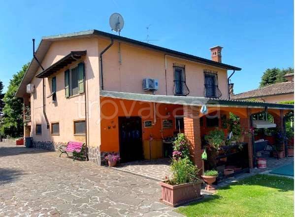 casa indipendente in vendita a Borghetto Lodigiano