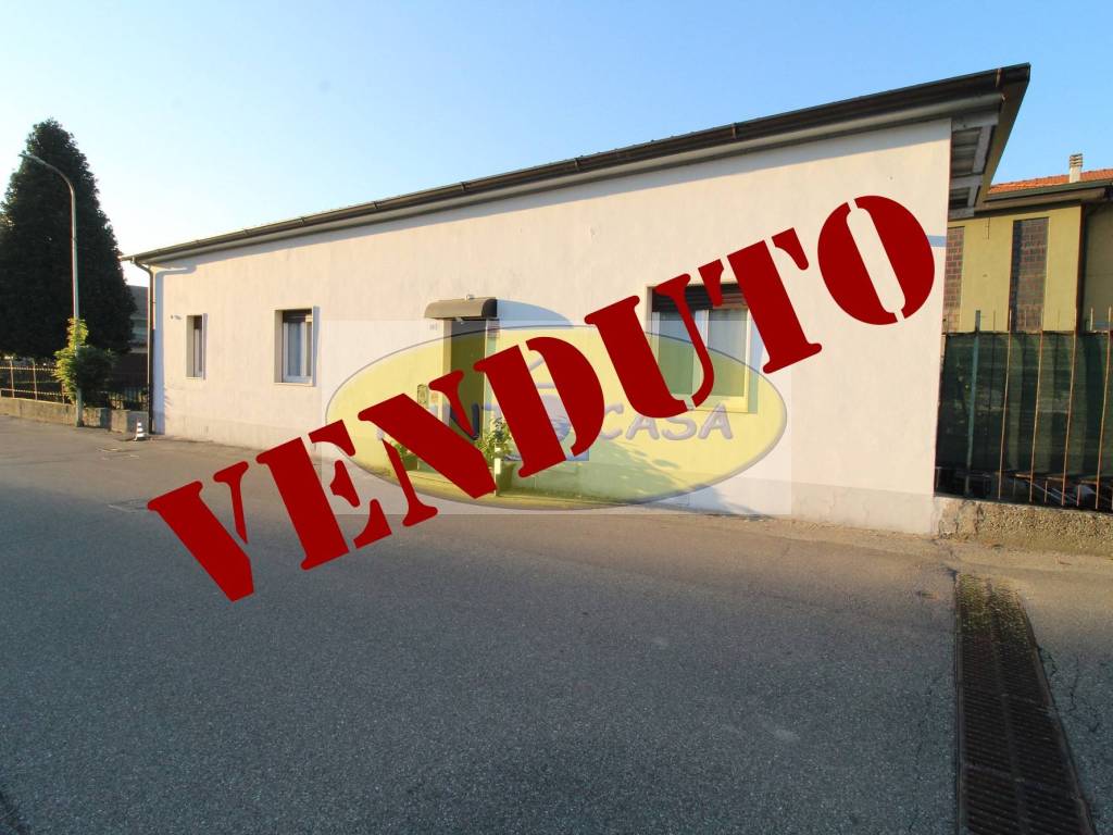 casa indipendente in vendita a Borghetto Lodigiano
