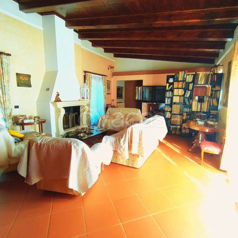 casa indipendente in vendita a Borghetto Lodigiano