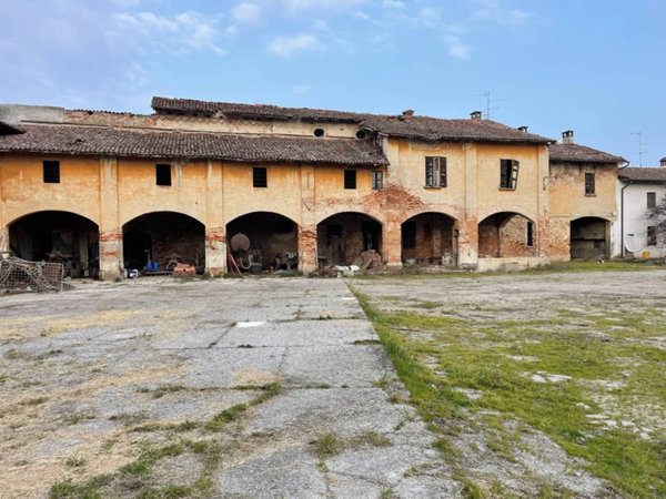 casa indipendente in vendita a Borghetto Lodigiano
