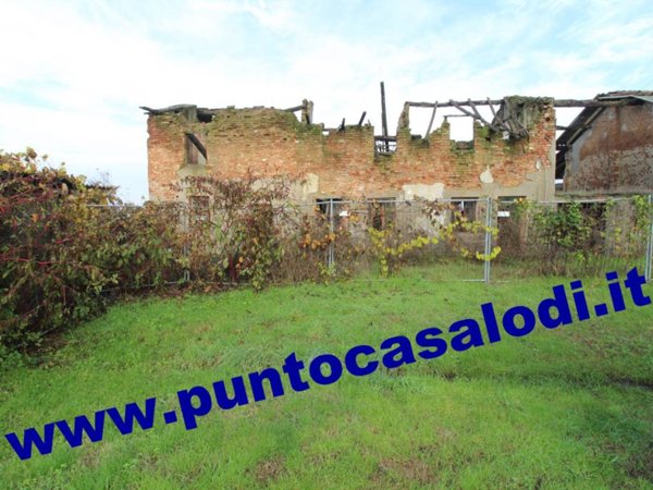 casa indipendente in vendita a Borghetto Lodigiano