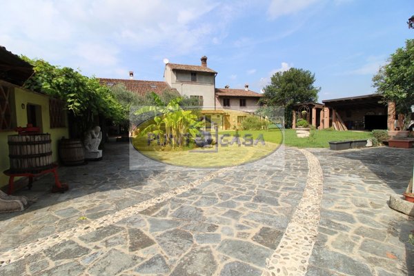 casa indipendente in vendita a Borghetto Lodigiano