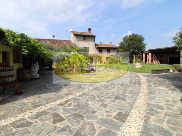casa indipendente in vendita a Borghetto Lodigiano