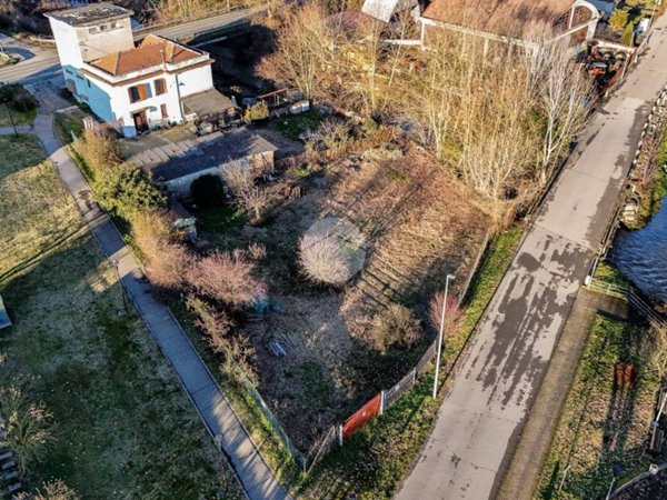 terreno edificabile in vendita a Borghetto Lodigiano