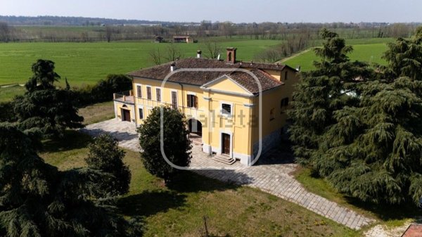 casa indipendente in vendita a Borghetto Lodigiano