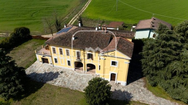 casa indipendente in vendita a Borghetto Lodigiano