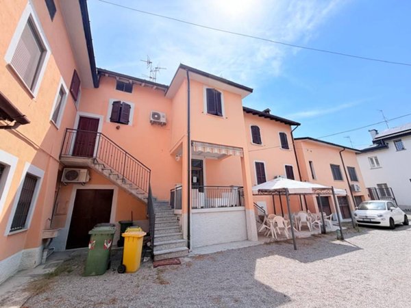 negozio in vendita a Borghetto Lodigiano in zona Casoni