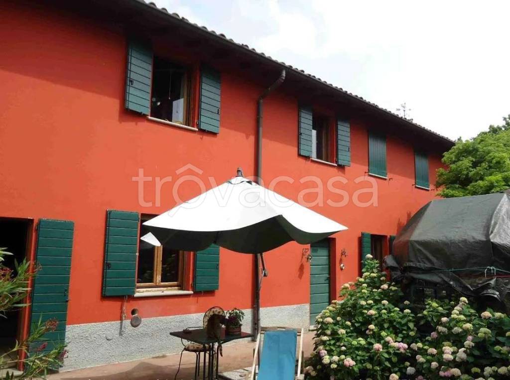 casa indipendente in vendita a Borghetto Lodigiano in zona Casoni