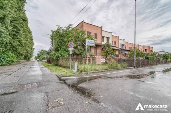 casa indipendente in vendita a Borgo San Giovanni