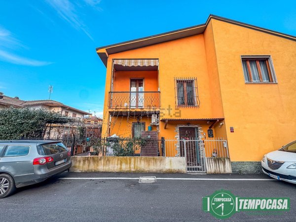 casa indipendente in vendita a Borgo San Giovanni