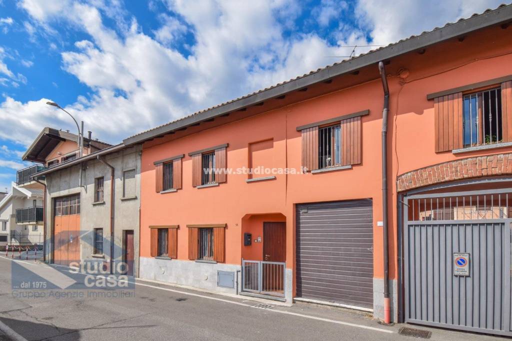 casa indipendente in vendita a Borgo San Giovanni