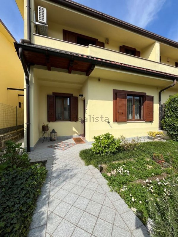 casa indipendente in vendita a Borgo San Giovanni