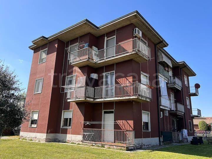 appartamento in vendita a Borgo San Giovanni