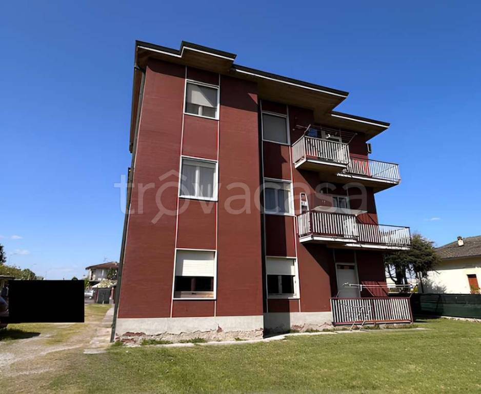 appartamento in vendita a Borgo San Giovanni