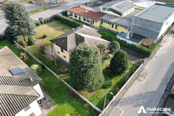 casa indipendente in vendita a Borgo San Giovanni