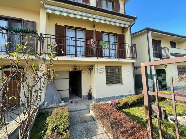 casa indipendente in vendita a Borgo San Giovanni