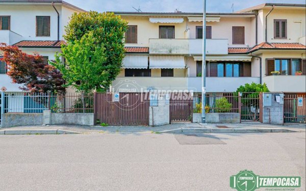casa indipendente in vendita a Borgo San Giovanni