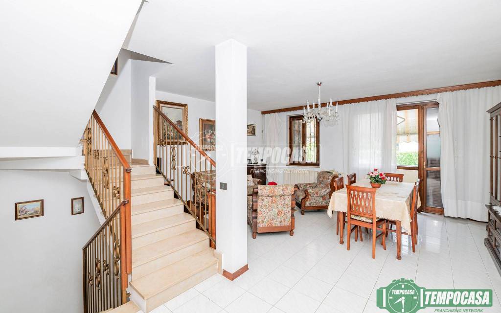 casa indipendente in vendita a Borgo San Giovanni