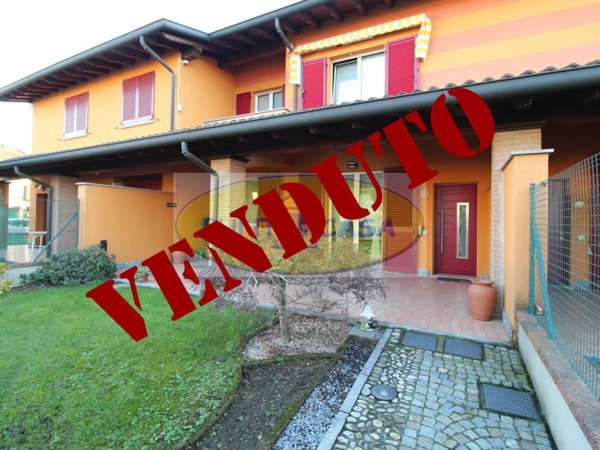 casa indipendente in vendita a Brembio